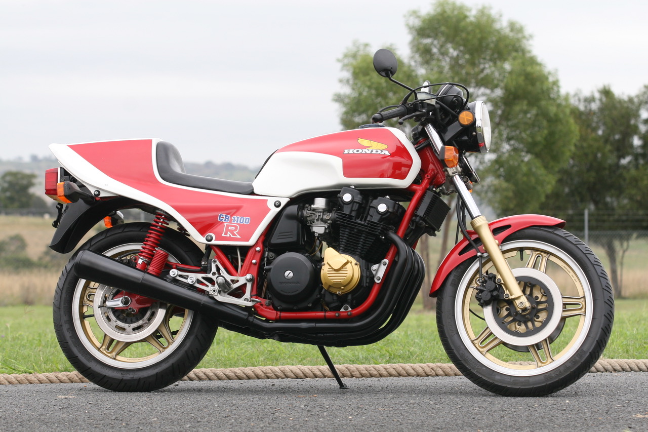 Honda CB1100R